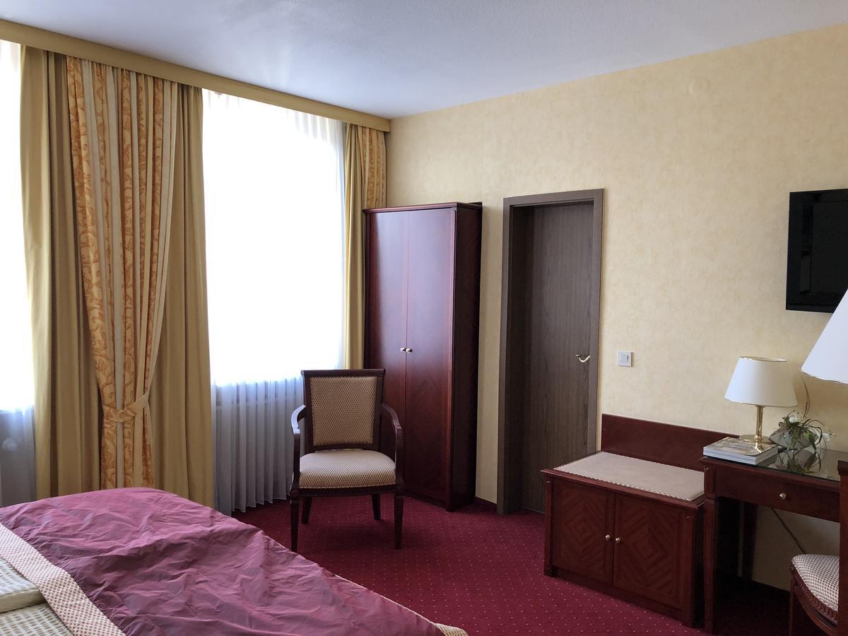 Frischbier's Gästezimmer Schmelz-Primsweiler Exterior foto