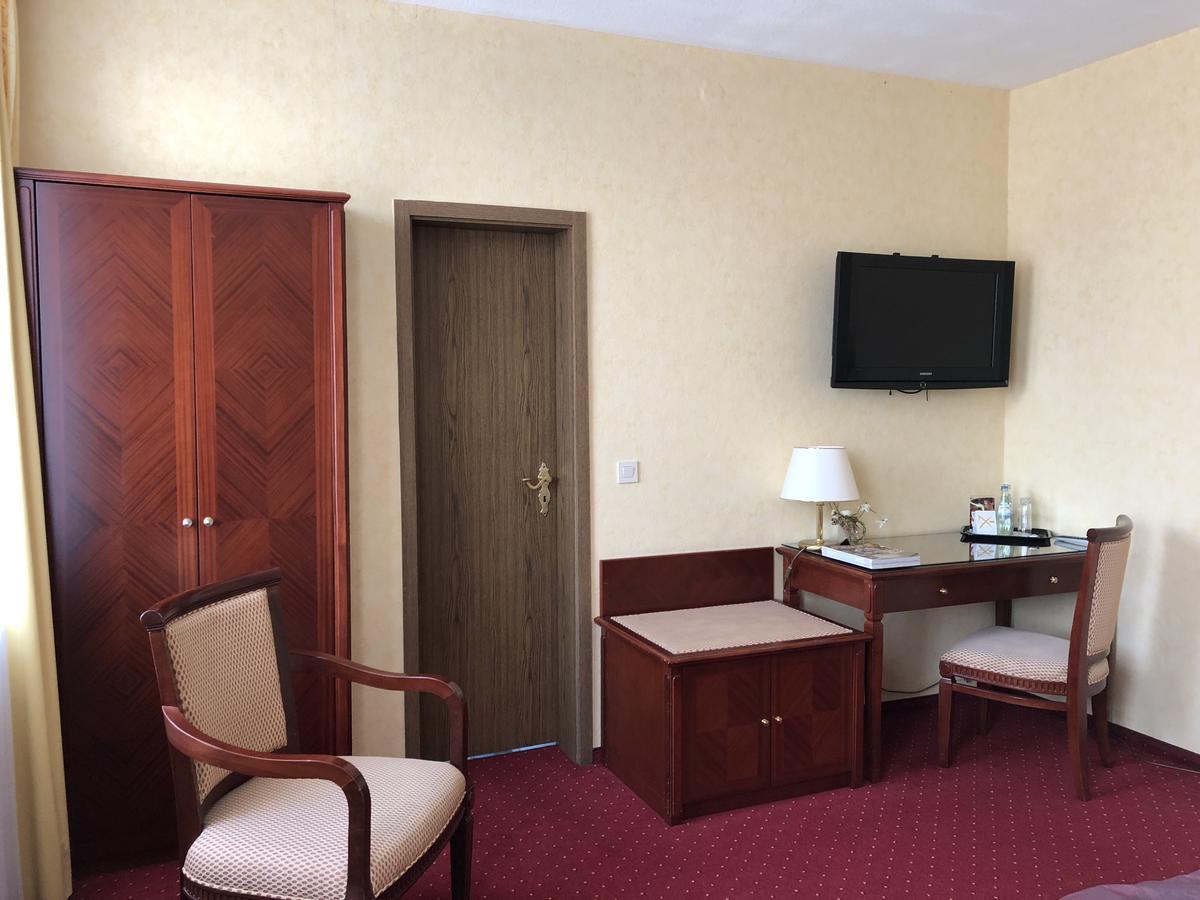 Frischbier's Gästezimmer Schmelz-Primsweiler Exterior foto