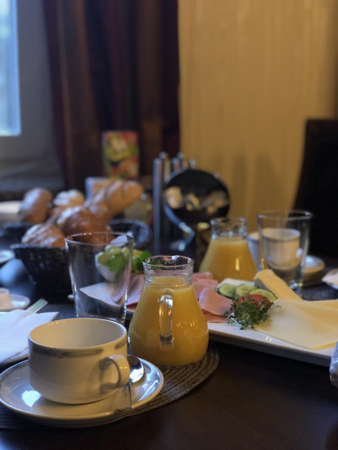 Frischbier's Gästezimmer Schmelz-Primsweiler Exterior foto